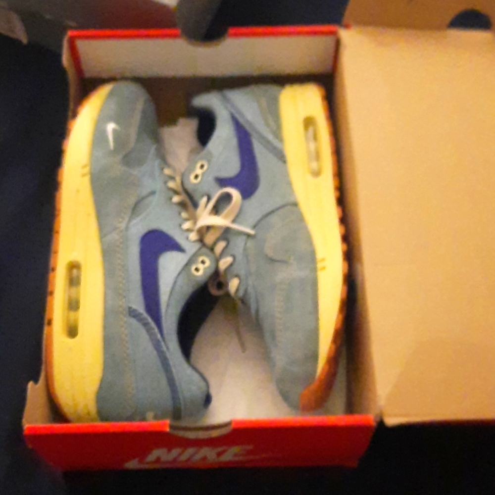 Mens size 11 dirty denim airmax1 prm